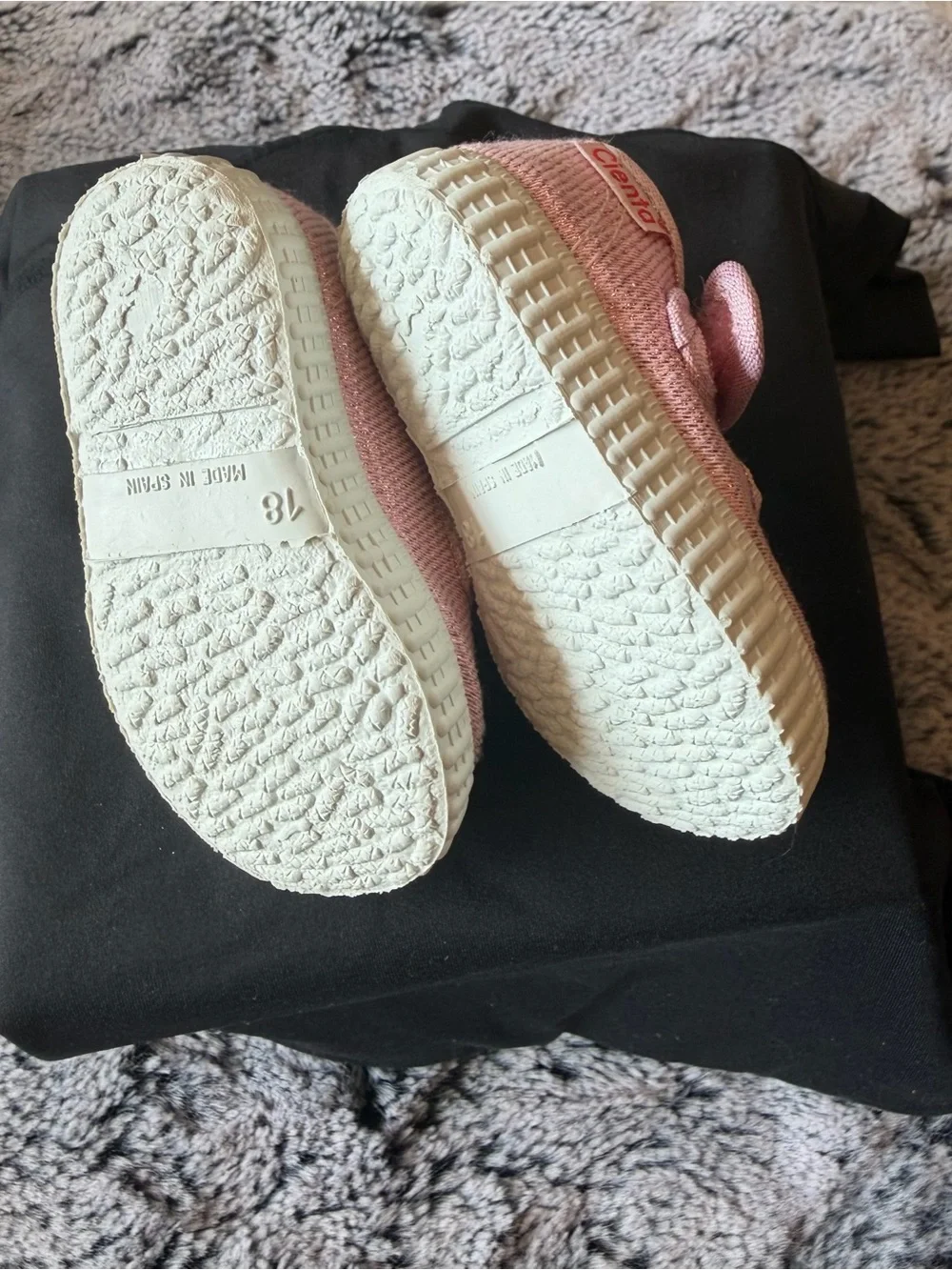 Cienta Pink Knit Mary Jane Baby Walker Shoes NWOT (comes in box)